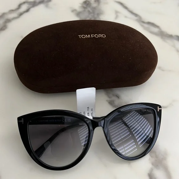 Authentic Tom Ford Sunglasses - Picture 1 of 7